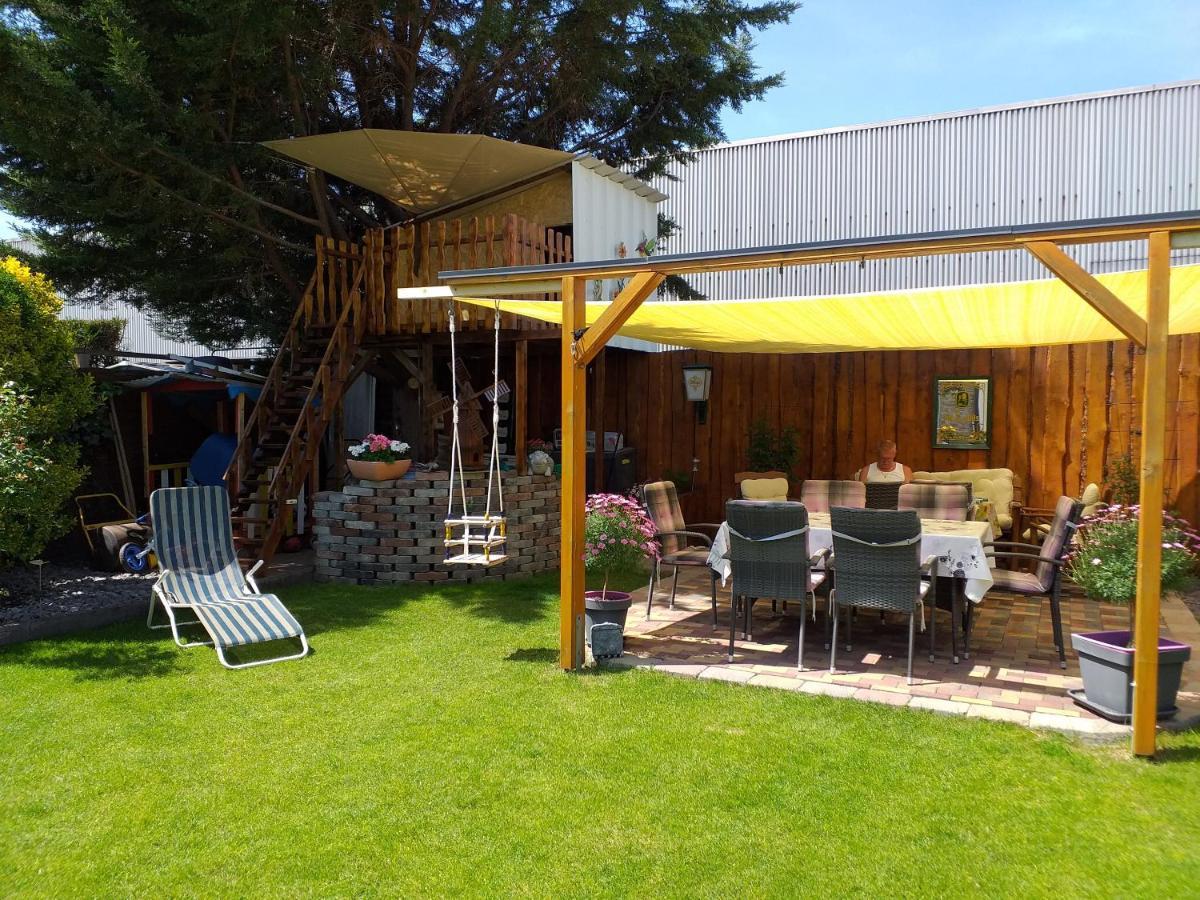 Gemuetliches, Freistehendes Ferienhaus コブレンツ エクステリア 写真