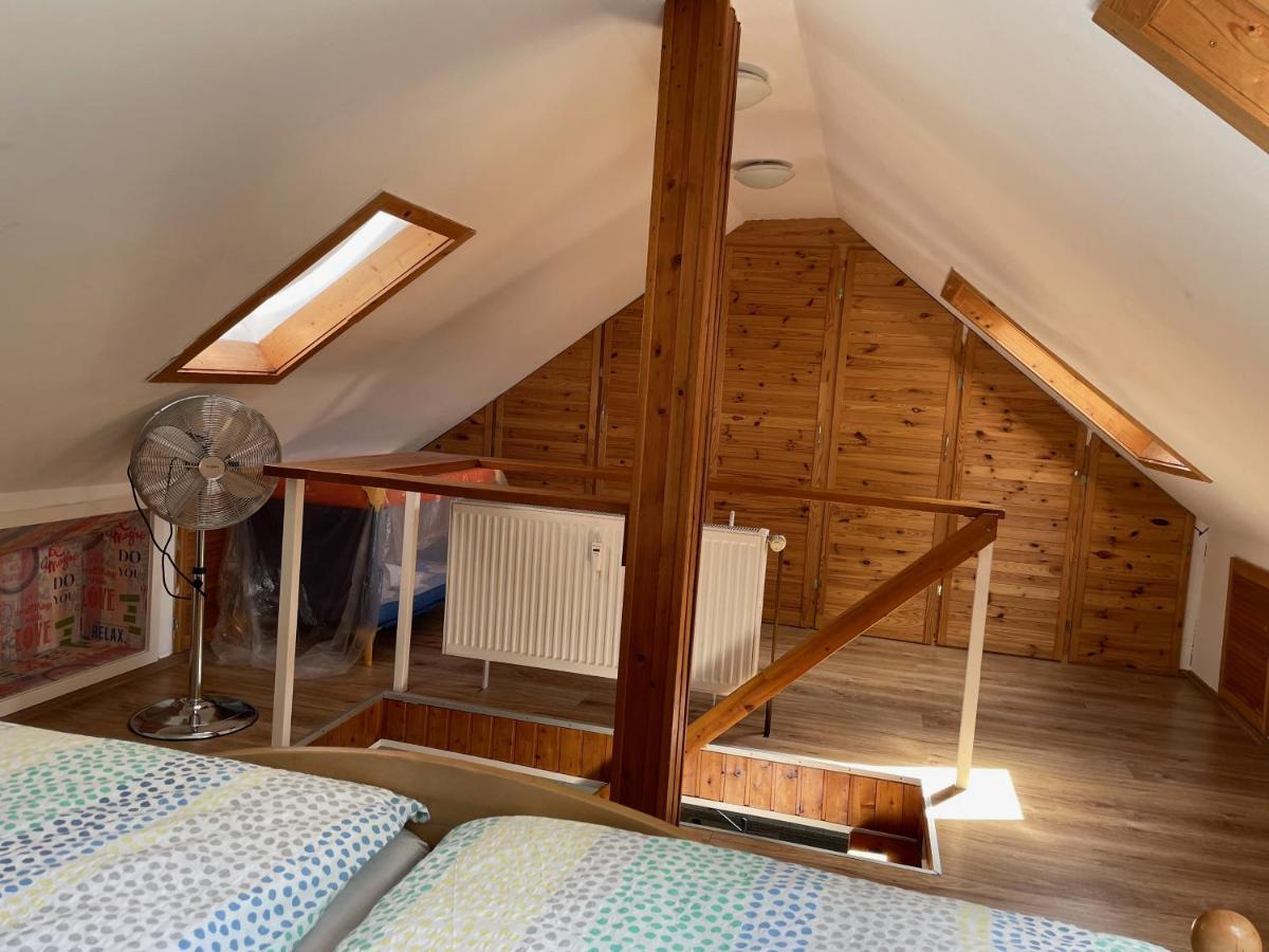 Gemuetliches, Freistehendes Ferienhaus コブレンツ エクステリア 写真